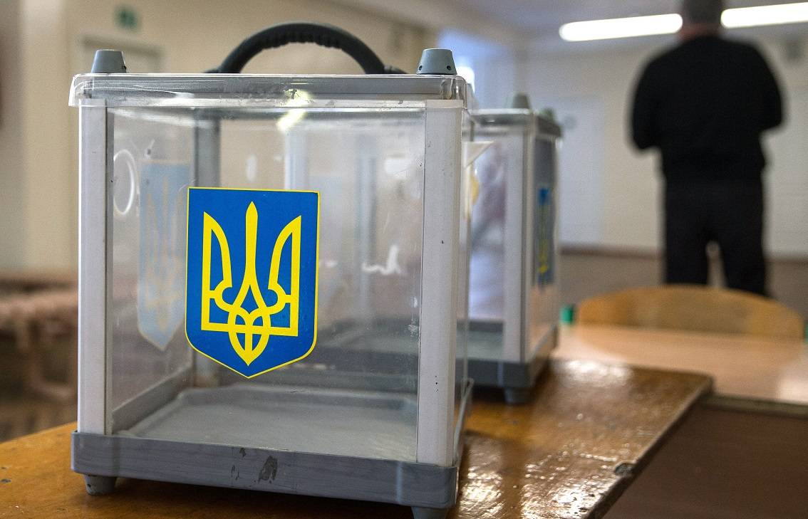 Ложь и фальсификации: россияне о президентских выборах на Украине