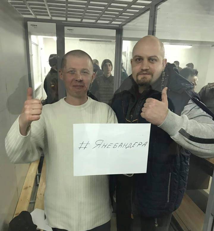 Мефедов и Долженков показали новому судье: «Я не Бандера»