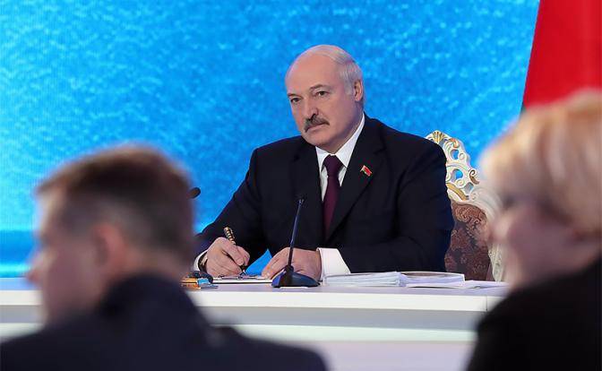 Батька Лукашенко дал понять Кремлю — никакого объединения не будет