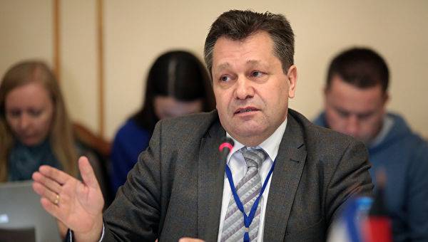 «Лазейка» в Крым: немецкий политик Маурер смог обойти санкционную преграду