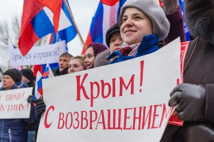 Тяжелая ноша: россияне начали разочаровываться в присоединении Крыма