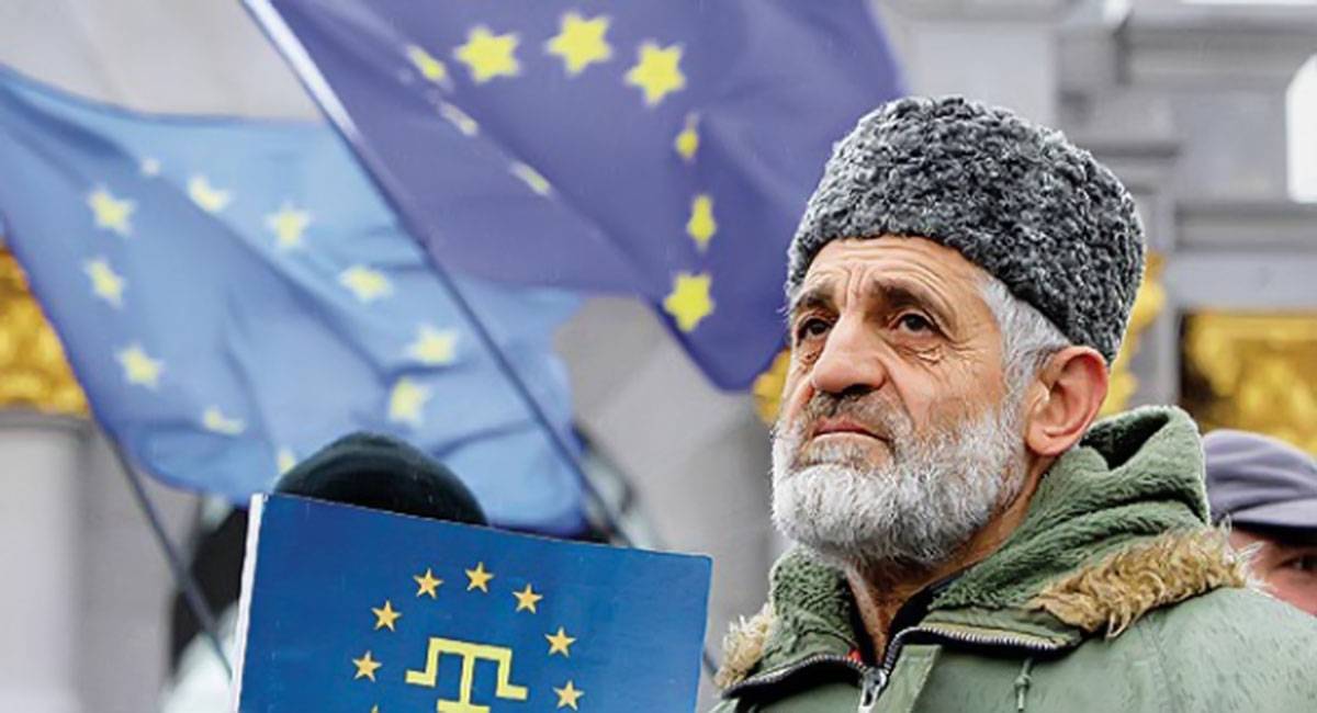 Признание Крыма за Россией: крымские татары рвутся во власть