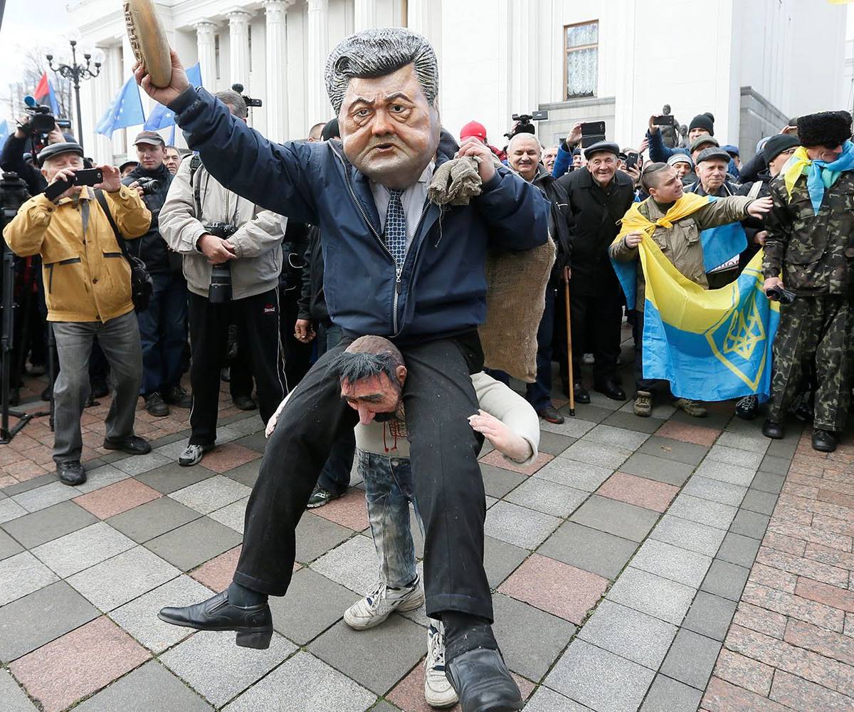 Le Figaro заметила разрыв между народом и властью на Украине