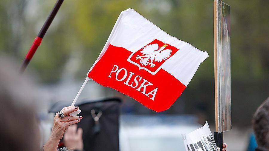 Требование взыскать репарации: Россия и Германия вспомнят Польше 1990 год