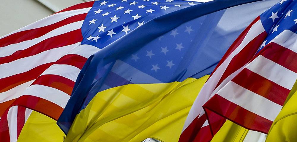 От любви до ненависти: как россияне относятся к США, ЕС и Украине