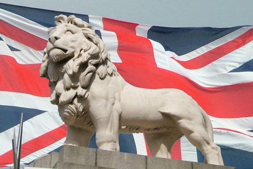 Британский лев стал облезлой болонкой