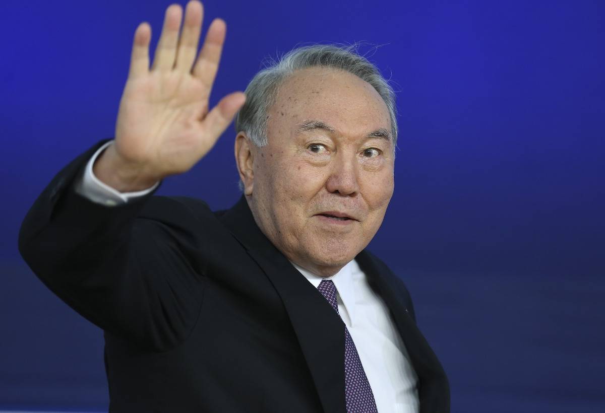 Отставка Назарбаева: уйти, чтобы остаться