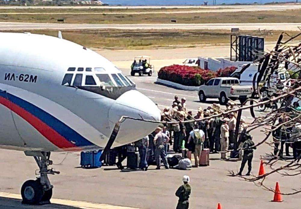 Ил-62 и Ан-124 в Венесуэле: правильно ли делает Россия, помогая Каракасу?