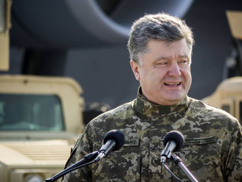 Порошенко убеждает украинцев не вставать на колени перед Путиным Порошенко убеждает украинцев не вставать на колени перед Путиным