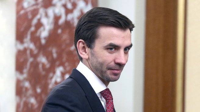 Экс-министра Абызова арестовали по подозрению в хищении 4 млрд рублей