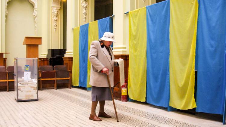 На Украине стартовали выборы президента