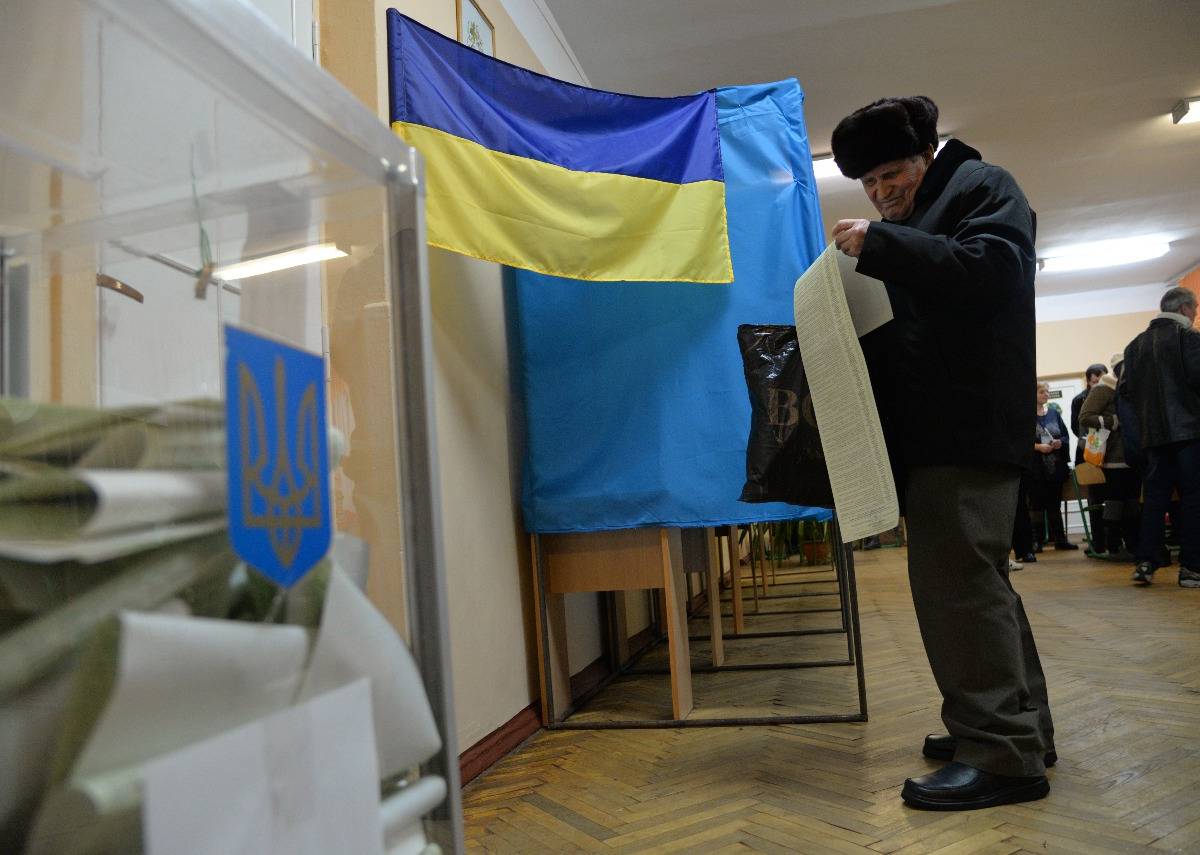 Стали известны первые результаты на выборах президента Украины