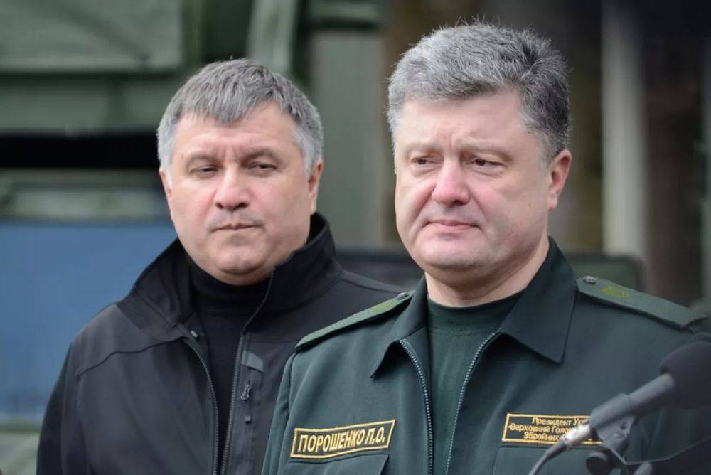 Аваков сообщил, как Зеленский и Порошенко нарушают закон