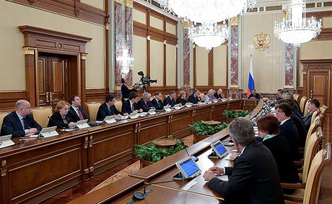 Транзит власти-2024: Кремль спросит, кого назначить вместо Медведева
