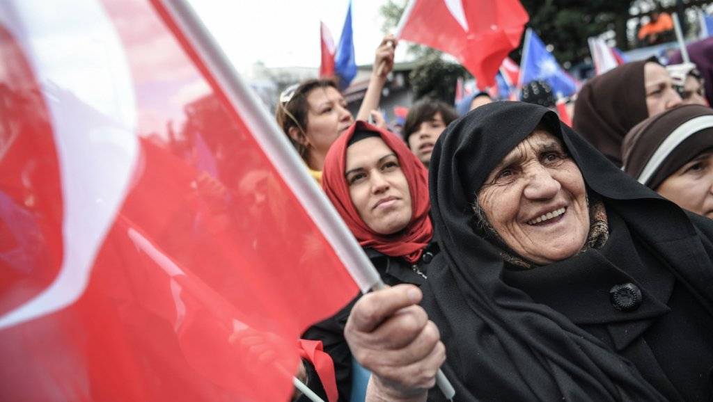 Анкара, Стамбул и Измир перешли к оппозиции: Эрдоган играет в демократию?