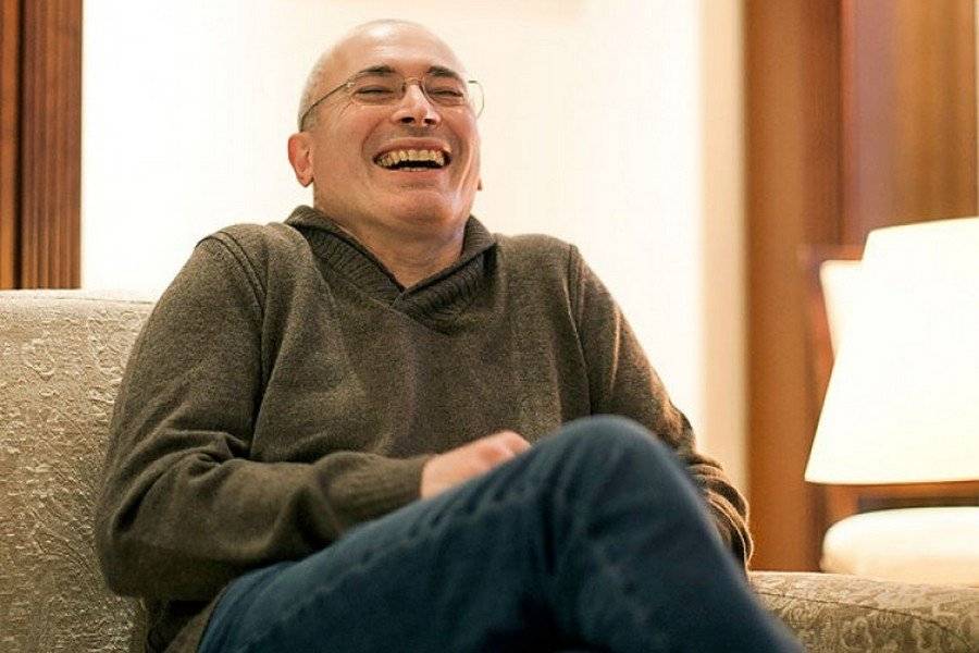 Ходорковский одобряет: «Новые луддиты» против метро