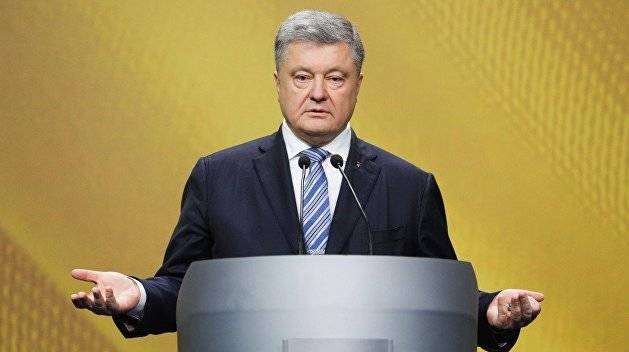Бегство с тонущего корабля: элита Украины отворачивается от Порошенко