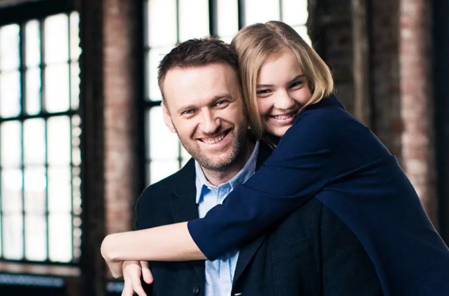 За обучение дочери Навального заплатит альма-матер Кондолизы Райс