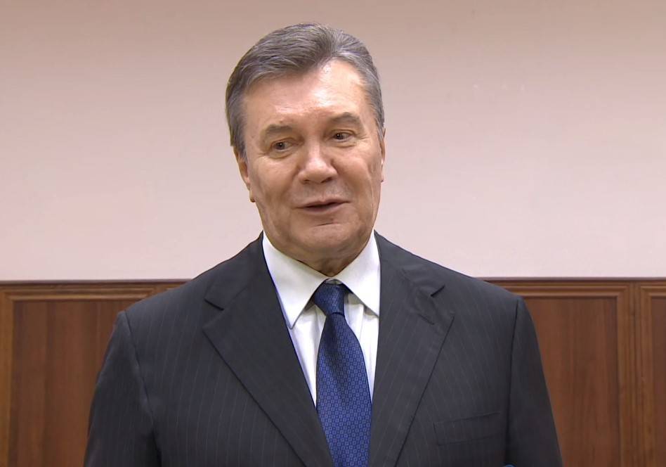 Приглашение в Крым и поздравления Януковича: как Зеленский встречает победу
