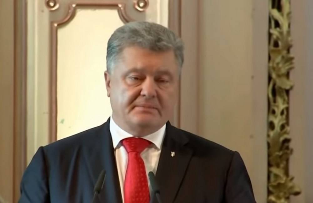 Киевские судьи требуют расследования преступлений Порошенко