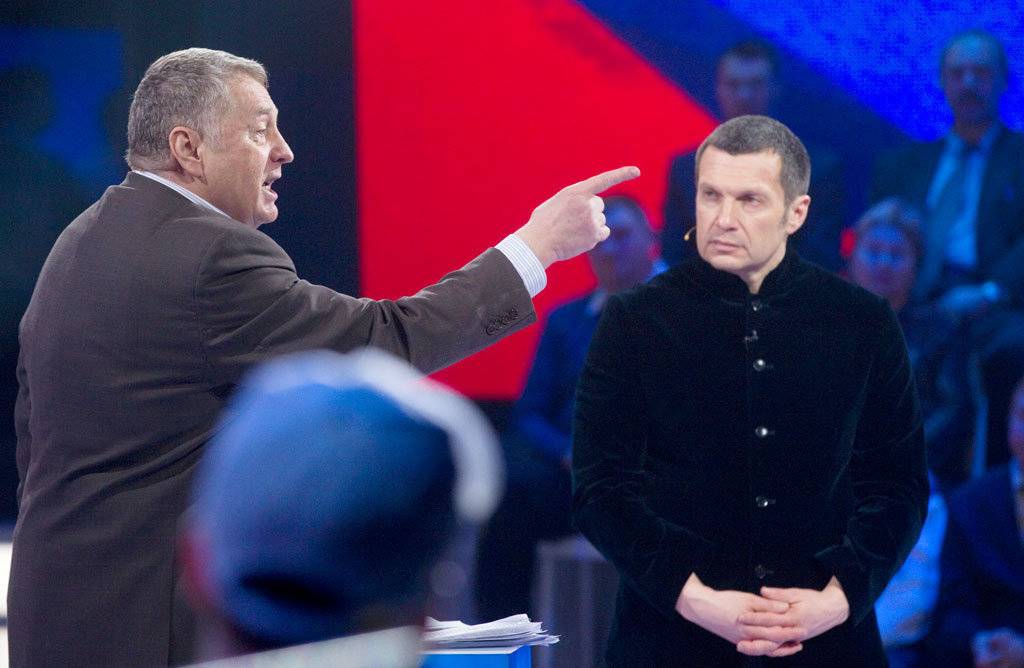 Жириновский рассказал, зачем РФ может отправить войска в Харьков и Днепр Жириновский рассказал, зачем РФ может отправить войска в Харьков и Днепр