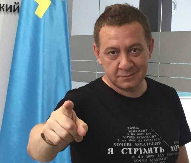 Трюк очередного переобувания в воздухе Айдера Муждабаева Трюк очередного переобувания в воздухе Айдера Муждабаева