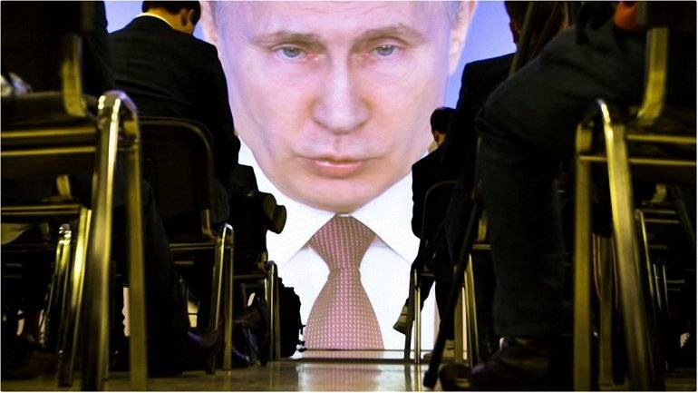 Новый план спасения Путина: выгрызть властный бюрократизм. Удастся ли?