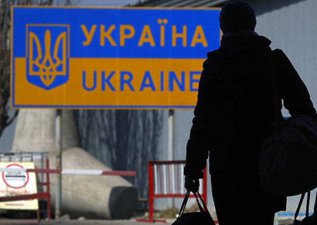 Треть украинских граждан мечтает свалить и без указов Путина