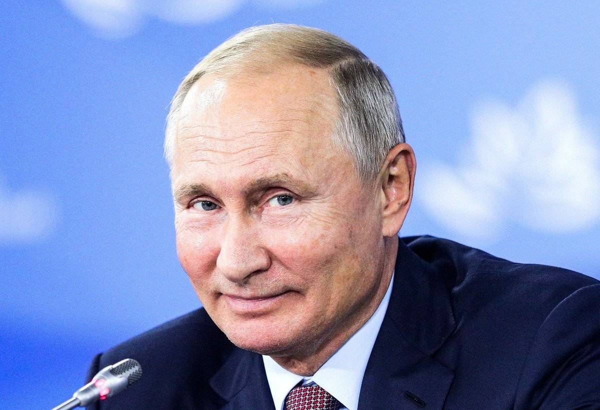 Путин сделал ход конем и, похоже, обыгрывает Украину