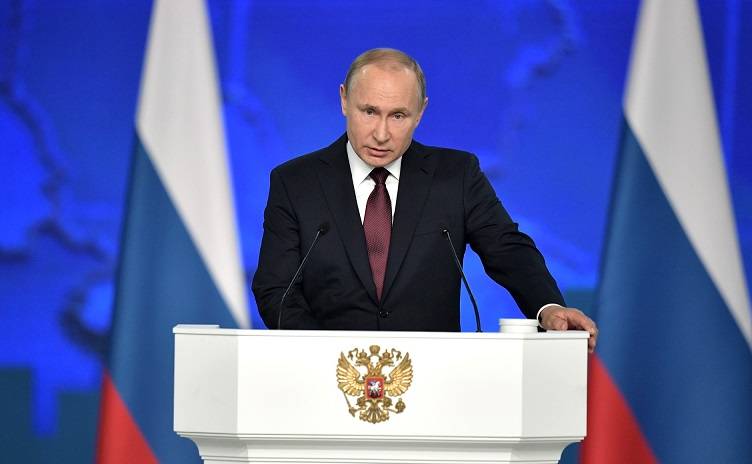 Первый год Путина на посту президента: что удалось сделать?