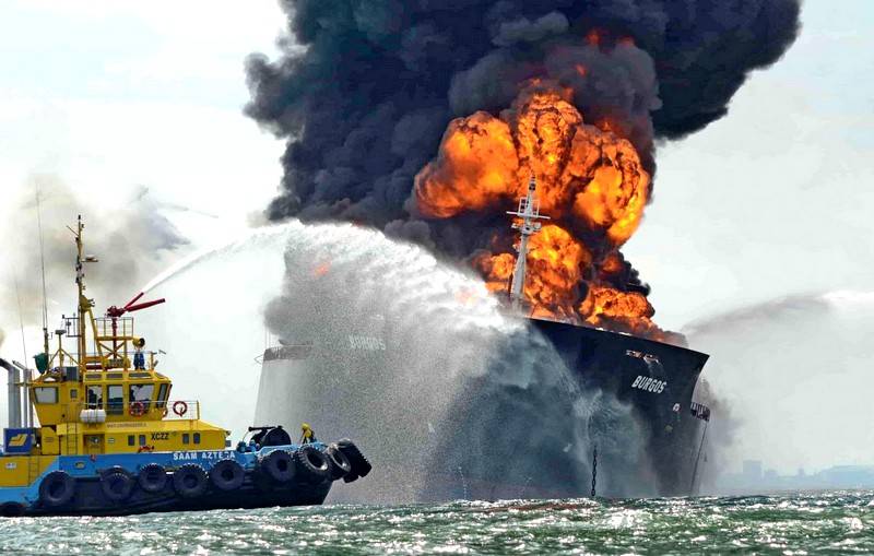 Кто стоит за загадочной «диверсией» с нефтяными танкерами