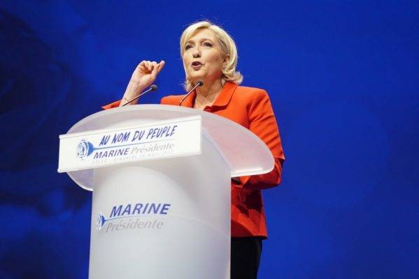 Ле Пен напомнила странам Европы об отсутствии причин для вражды с Россией