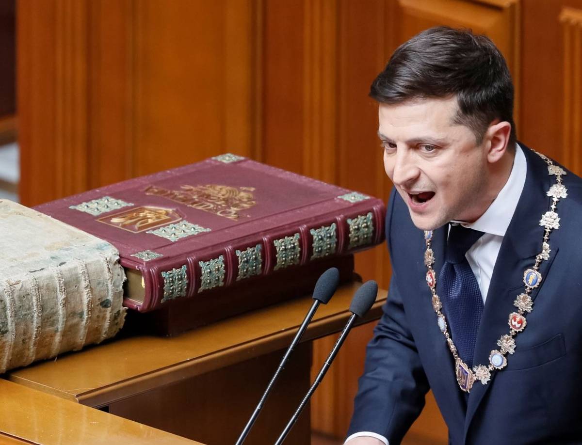Беззаконие: как украинские политики отреагировали на роспуск Рады