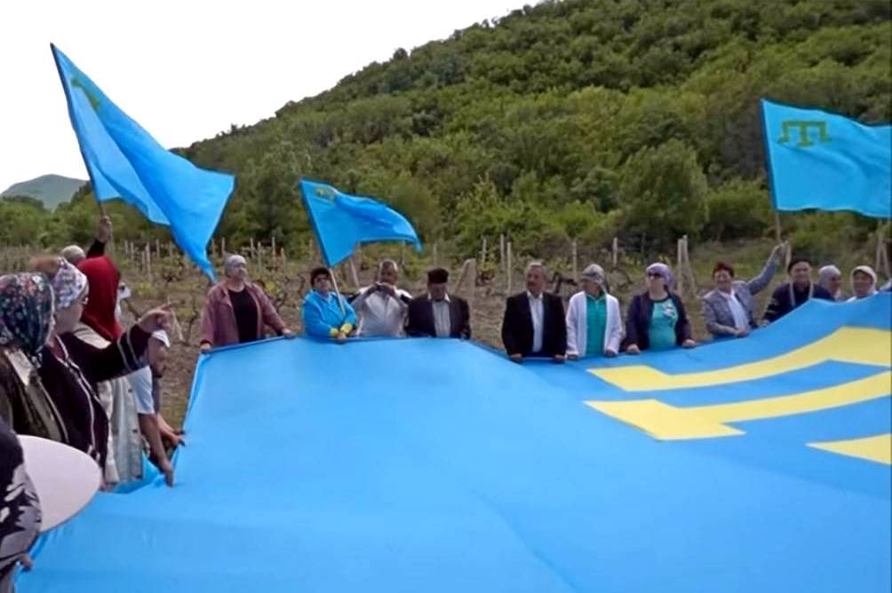 Крымские татары потребовали извинений от Украины за «еврейское фото»