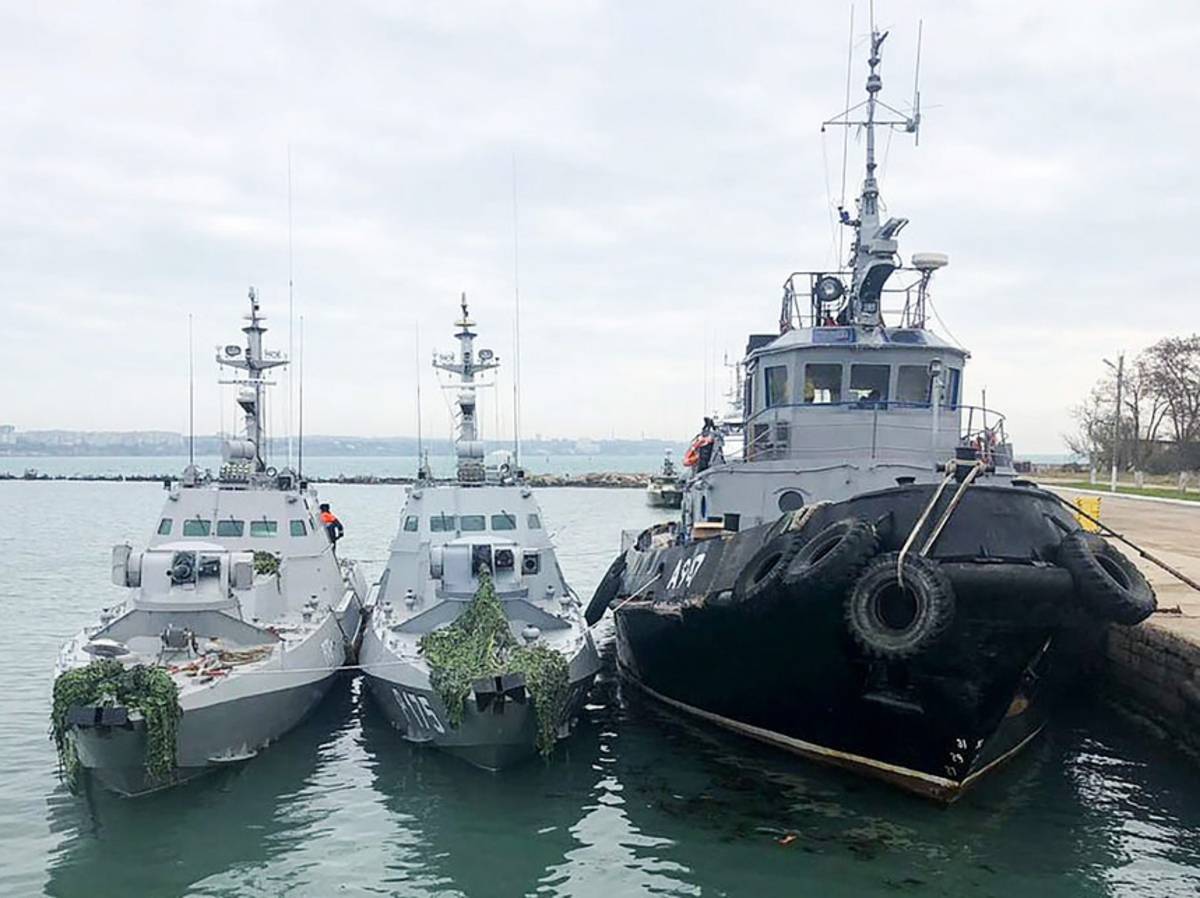Украинские моряки останутся в России: Киев напрасно не идет на компромисс Украинские моряки останутся в России: Киев напрасно не идет на компромисс