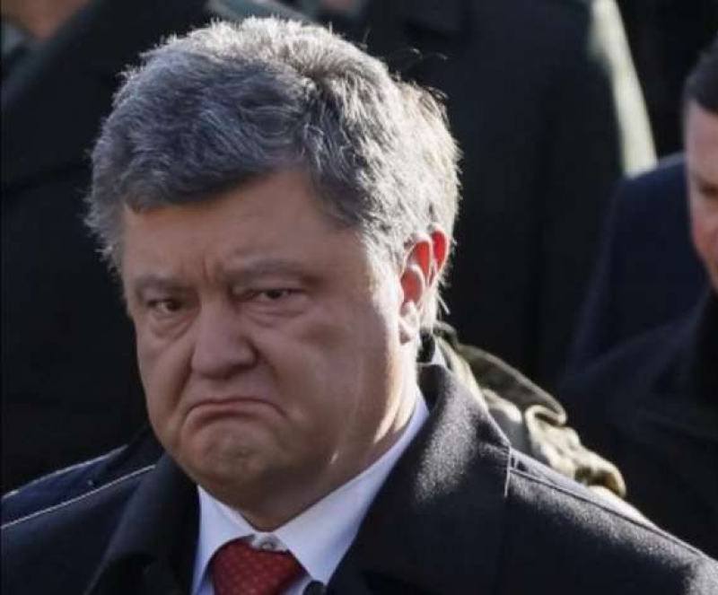 Прощальный плевок Порошенко, или Как нужно воспитывать граждан Украины
