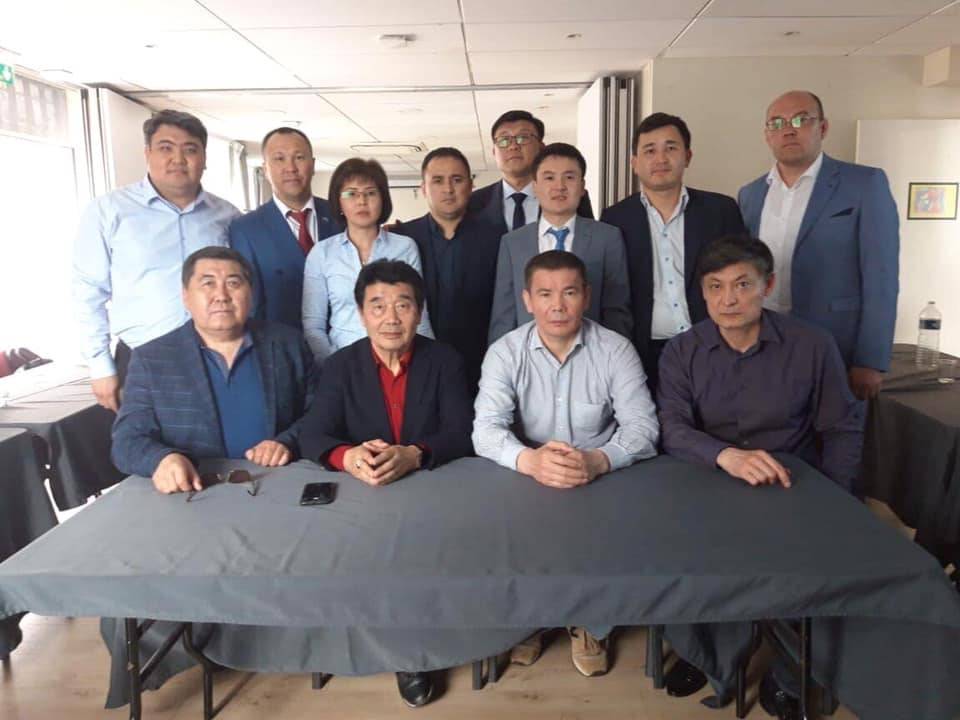Ждите "подарков" на президентских выборах от казахстанских фашистов