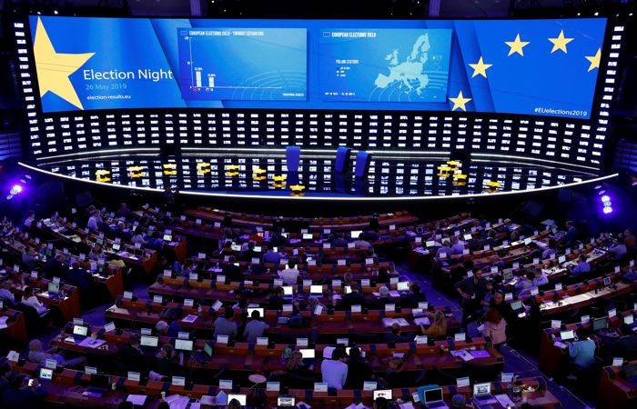 Триумф евроскептиков и популистов: результаты выборов в Европарламент