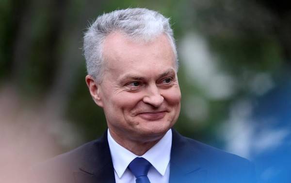 Будущий президент Литвы Науседа: для разговора с РФ нужен «иной словарь» Будущий президент Литвы Науседа: для разговора с РФ нужен «иной словарь»