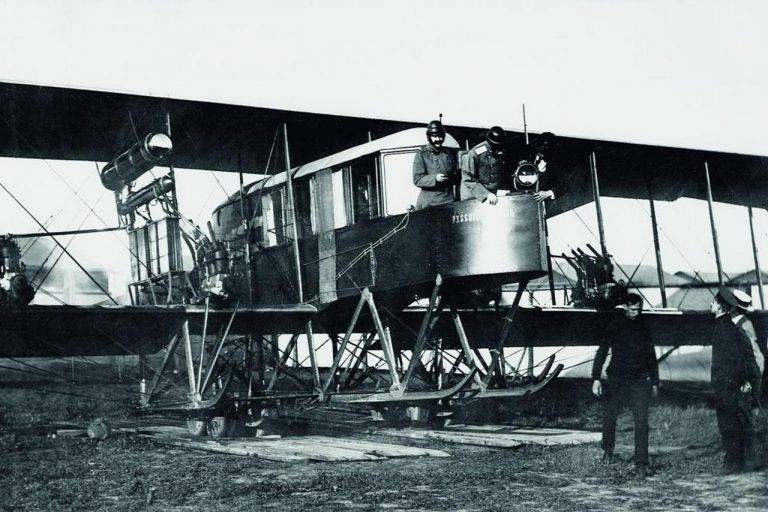 Сикорский или Сикорський? Зачем Украина лепит свою историю Сикорский или Сикорський? Зачем Украина лепит свою историю