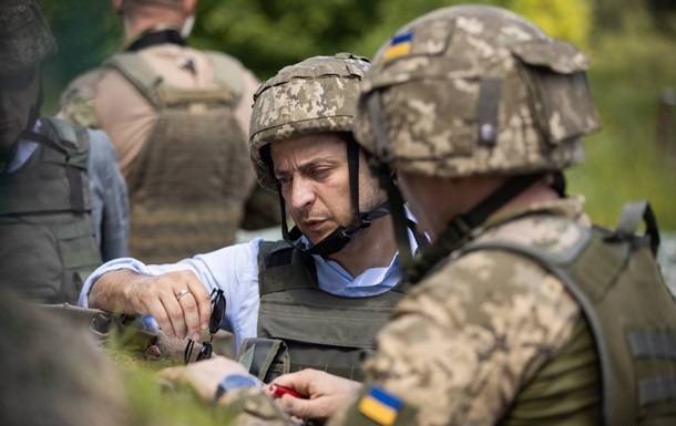 Собирается ли Зеленский оканчивать войну на Донбассе?