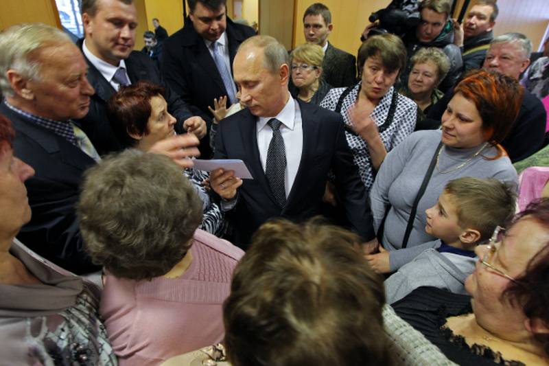 Британские СМИ: Путин удерживает власть только благодаря народу