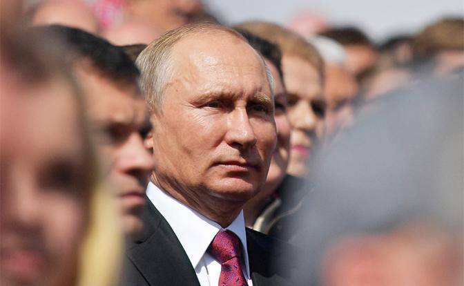Запад потирает руки: Падение рейтингов Путина было неизбежным