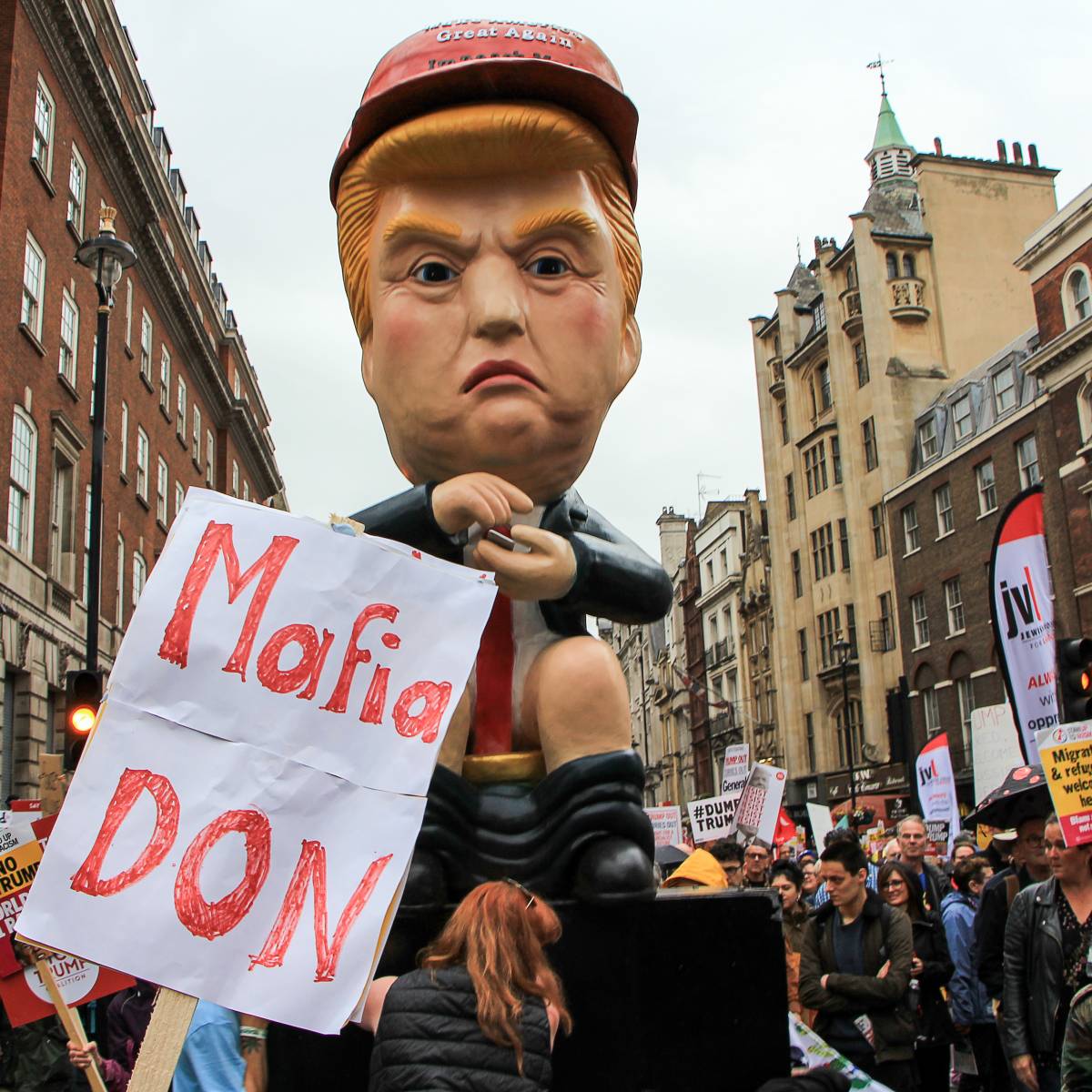 Почему Трамп так и не устроил никакой особенной сенсации в Великобритании?