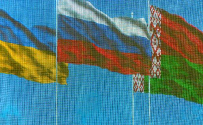 Любовный треугольник: Чем хуже отношения Москвы и Киева, тем лучше Минску