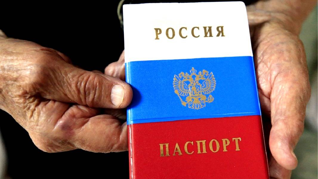 В Донбассе рассказали, как обстоят дела с выдачей российских паспортов