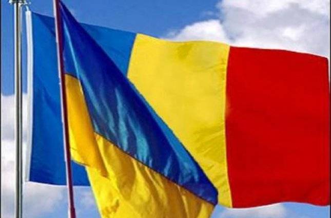 Быть под Киевом надоело: галичане и буковинцы думают о федерализации