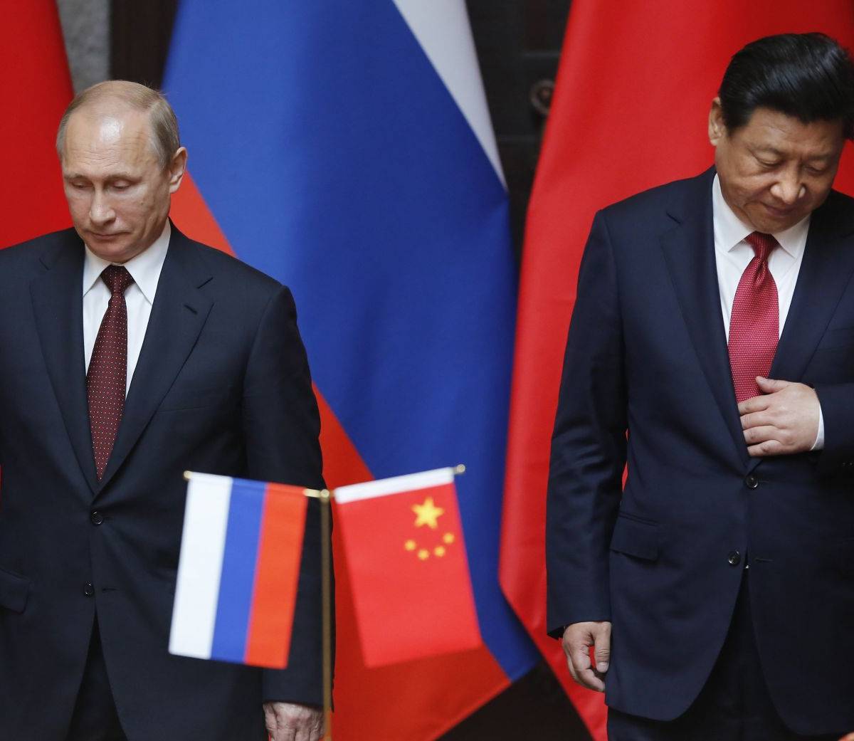 СМИ после ПМЭФ осознали, что будущее мира теперь определяют Россия и Китай
