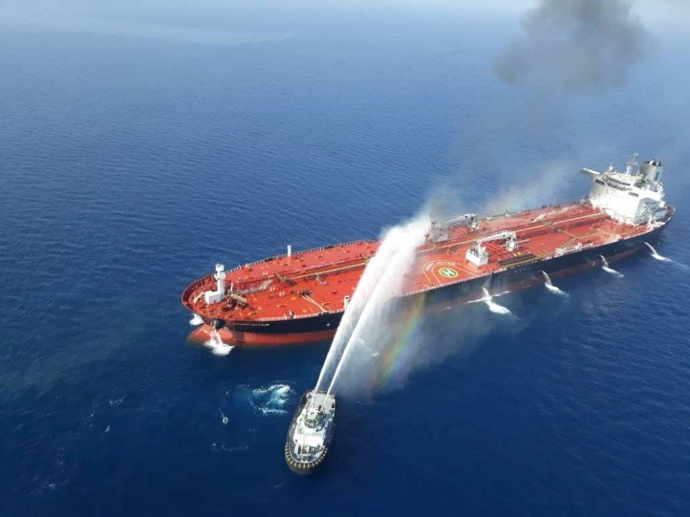 Западные СМИ знают, зачем Иран минировал танкер
