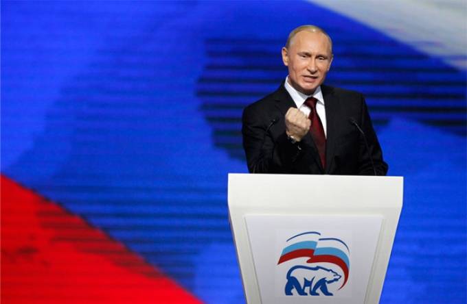 Путин заступился за "Единую Россию" Путин заступился за "Единую Россию"